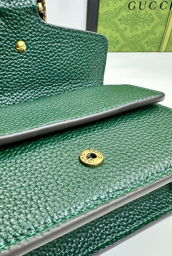 激安グッチバッグコピー着用イメージ